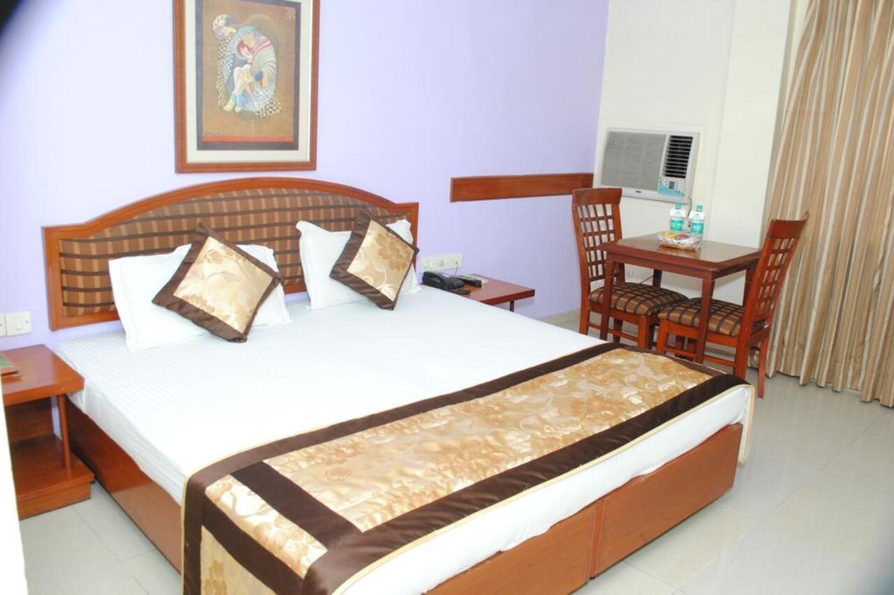 Tourist Deluxe 3*