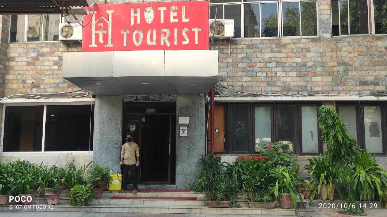 Tourist Deluxe Hotel New Delhi