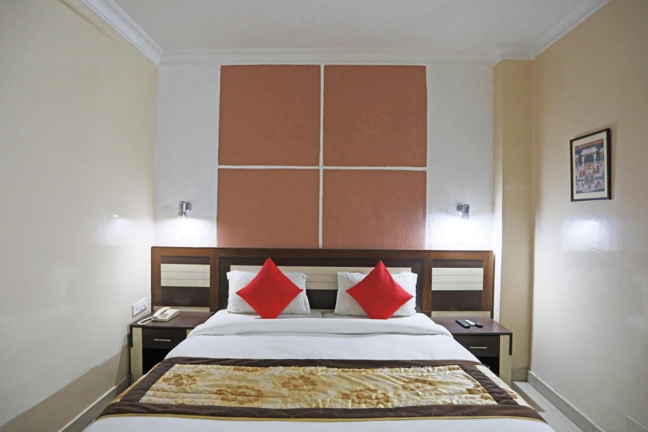 Hotel Tourist Deluxe