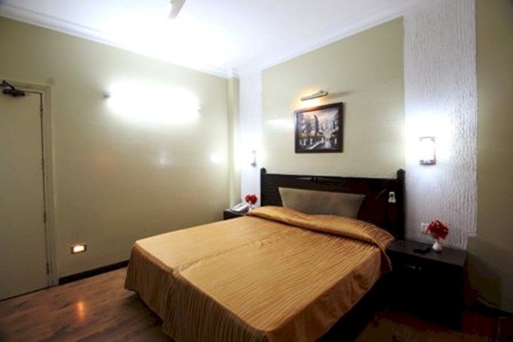 Hotel Tourist Deluxe