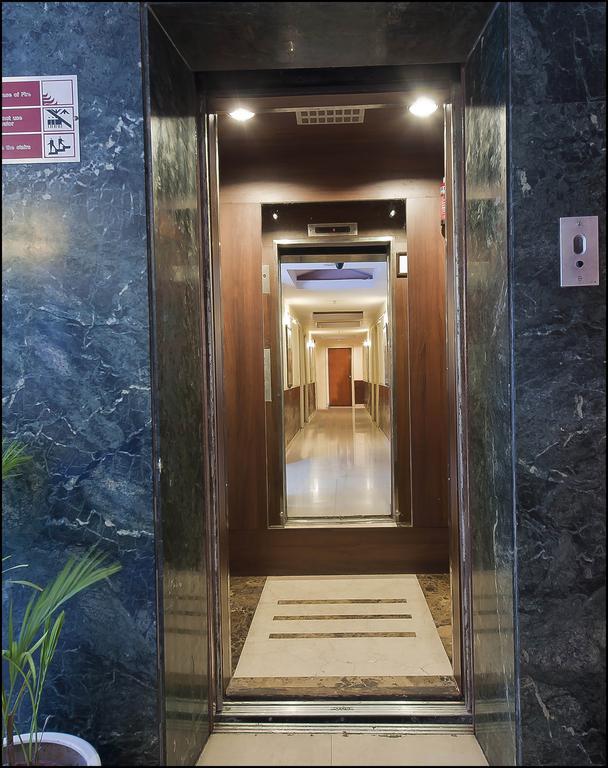 Hotel Tourist Deluxe New Delhi
